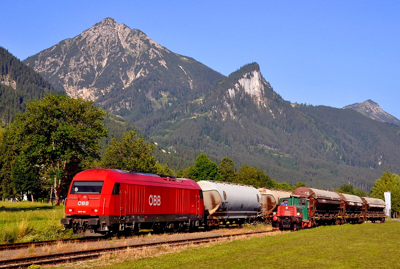 k-Schretter Güterzug bei Vils 26.07.2013 VAT1